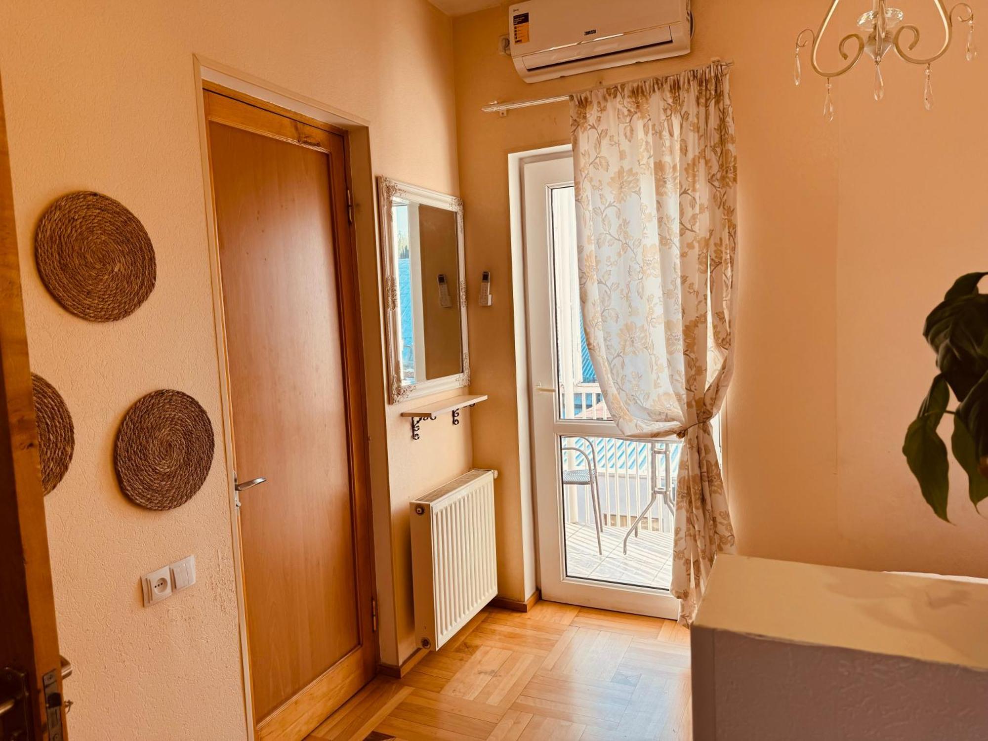 Sky Guest House Τυφλίδα Εξωτερικό φωτογραφία
